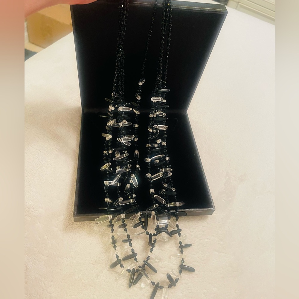 STATEMENT NECKLACE